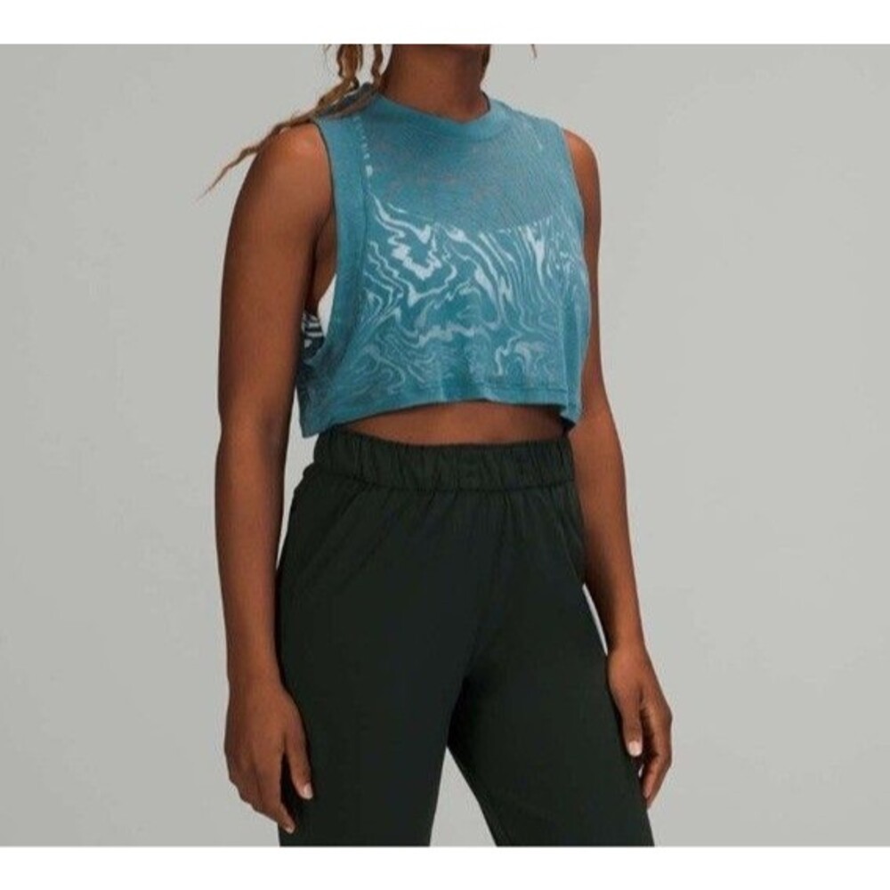 Lululemon NWT All Yours Crop Tank Top Veil Sheer Lace Blue Size 0